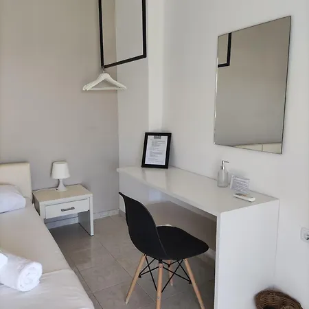 Lejlighedshotel Galini &