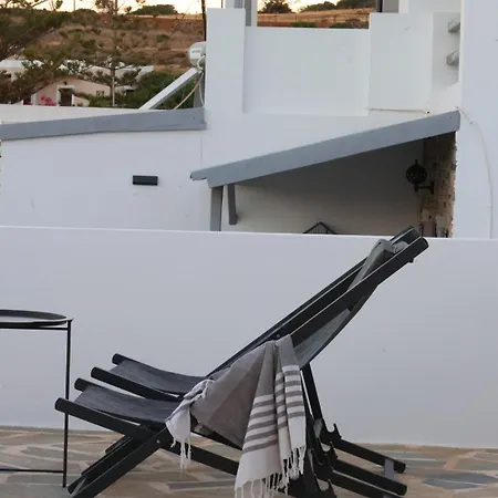 Lägenhetshotell Galini &