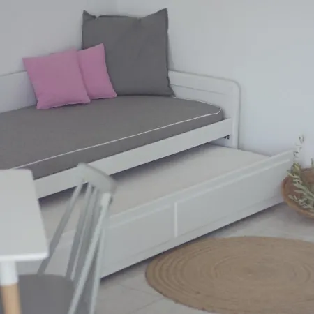 Lägenhetshotell Galini & 4*