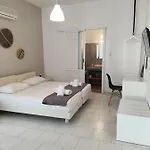 Galini & 4*