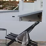 Aparthotel Galini &