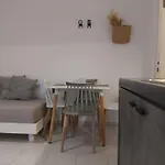 Galini & Aparthotel Finikas (Syros)