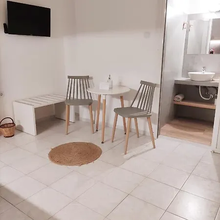 Aparthotel Galini & Finikas (Syros)