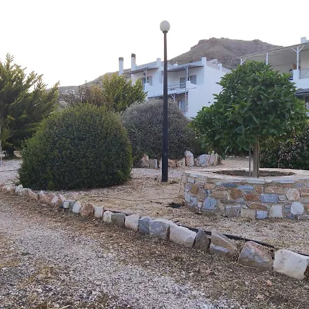 Galini Rooms&apartments Finikas (Syros)