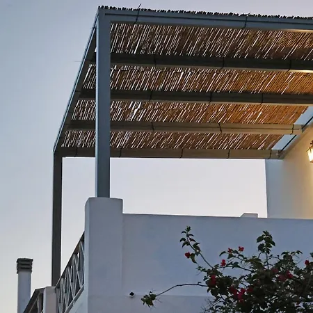 Galini & Finikas (Syros)