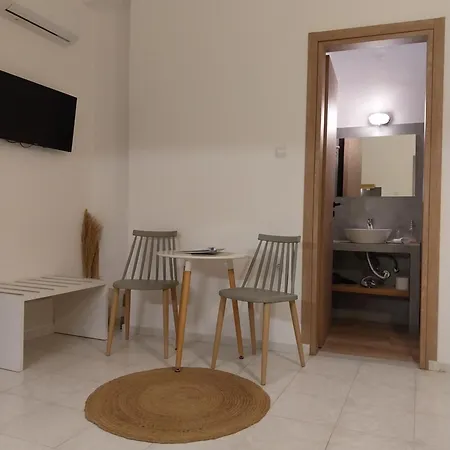 Galini & Finikas (Syros)